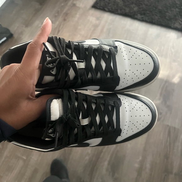 Nike dunks gently used. Good condition - Picture 5 of 6